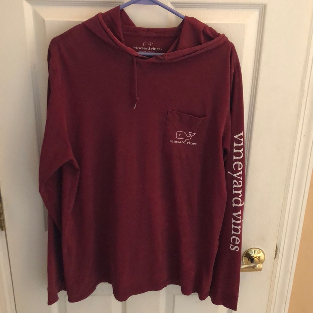 VINEYARD VINES size medium brick red long sleeve hooded t-shirt top-FLAWS